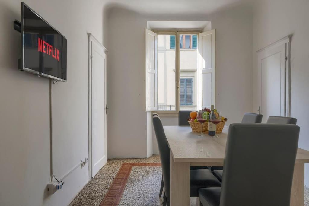 Appartamento Nel Cuore Di Firenze + Wifi+Aria Condizionata +Netflix Εξωτερικό φωτογραφία